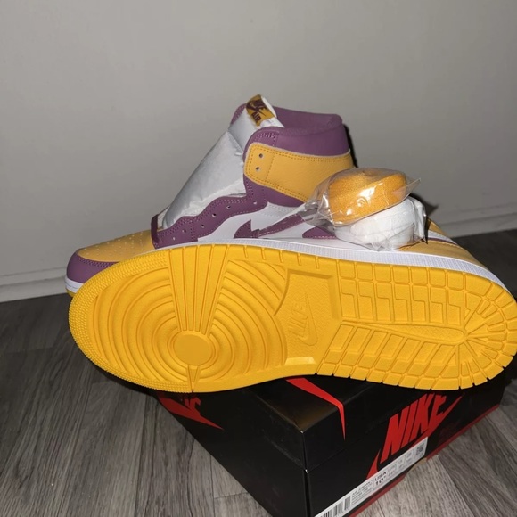 NWT Air Jordan 1 ‘OG Brotherhood’ - Picture 2 of 3